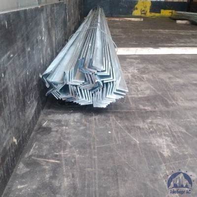 Уголок стальной равнополочный 100х100х14 мм С235 ГОСТ 8509-93 купить в Минске