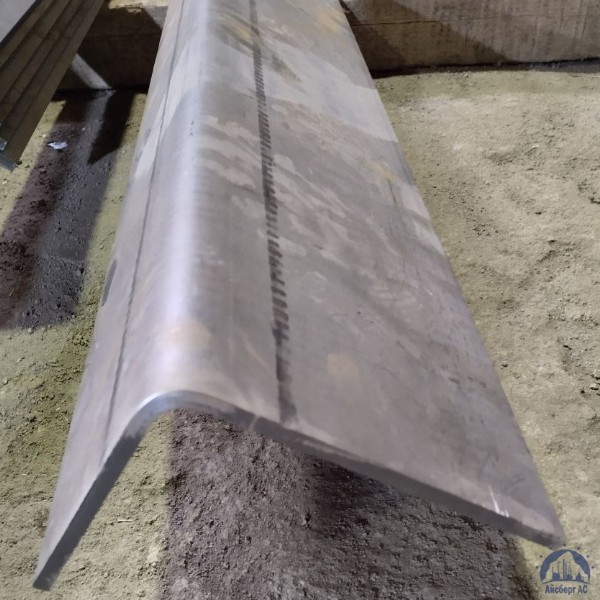 Уголок гнутый неравнополочный 160х100х4 мм AISI316