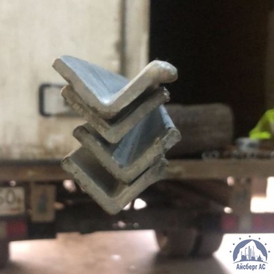 Уголок оцинкованный 20х20х2 мм ГОСТ 9.307-89 купить в Минске