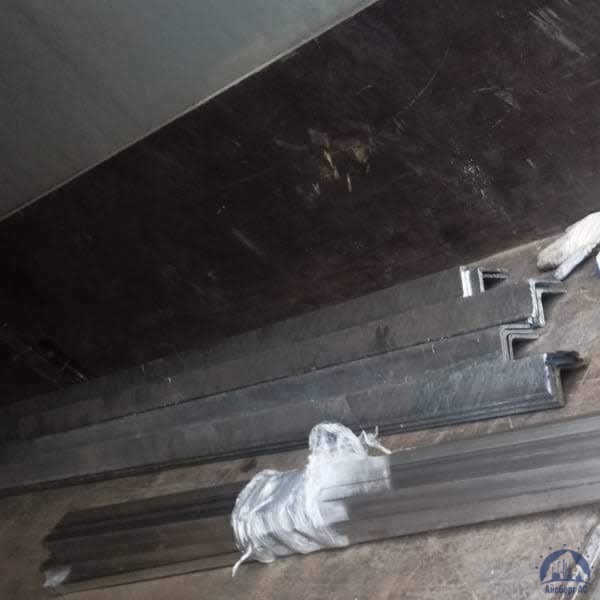 Уголок нержавеющий 30х30х4 мм AISI 304