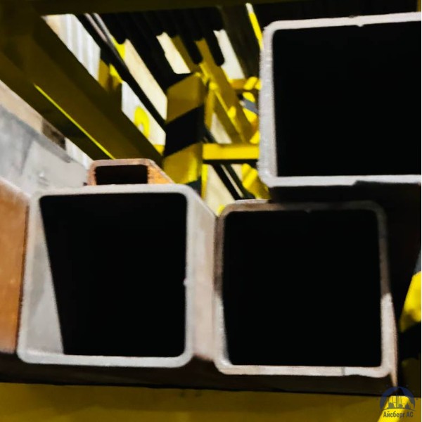 Труба профильная 100х100х7 мм ст 09Г2С