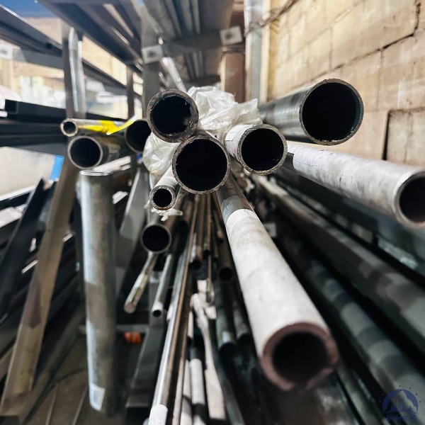 Труба холоднодеформированная 10х2,5 мм ст. 20 ГОСТ 8733-74